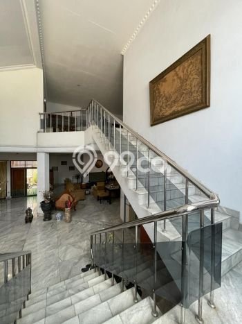 Jual Rumah Mewah Megah Dengan View Eksklusif di Petukangan, Jakarta Selatan Jual Rumah Mewah Megah Dengan View Eksklusif di Petukangan, Jakarta Selatan
