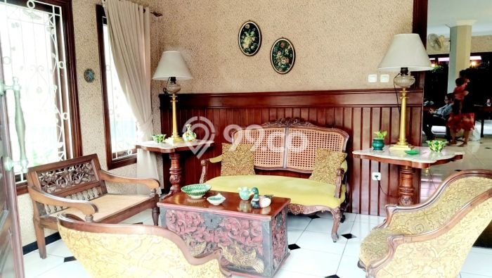 Rumah Luxury Modern Tanpa Renovasi di Bintaro Tangerang Selatan Rumah Luxury Modern Tanpa Renovasi di Bintaro Tangerang Selatan