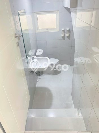 Rumah Luas Asri 2 KT Siap Pakai di BSD Sevilla Tangerang Rumah Luas Asri 2 KT Siap Pakai di BSD Sevilla Tangerang