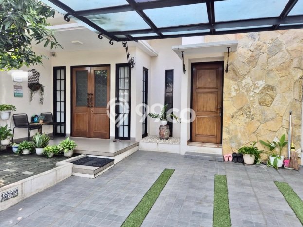 Hunian Mewah LB 180m2 Siap Huni Desain Elegan di BSD Griya Loka, Tangerang Hunian Mewah LB 180m2 Siap Huni Desain Elegan di BSD Griya Loka, Tangerang