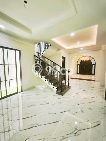 Rumah Elit LB 207m2 Siap Huni Desain Elegan di BSD Nusaloka, Tangerang Rumah Elit LB 207m2 Siap Huni Desain Elegan di BSD Nusaloka, Tangerang
