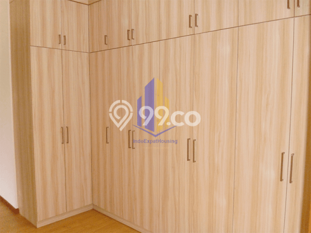 Rumah sewa siap pakai 5 KT di Kemang, Jakarta Selatan Rumah sewa siap pakai 5 KT di Kemang, Jakarta Selatan