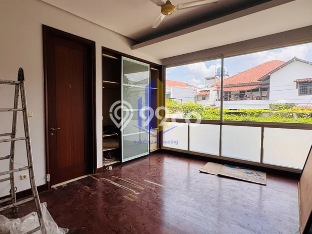 Rumah sewa siap huni 5 KT di Pondok Indah, Jakarta Selatan Rumah sewa siap huni 5 KT di Pondok Indah, Jakarta Selatan