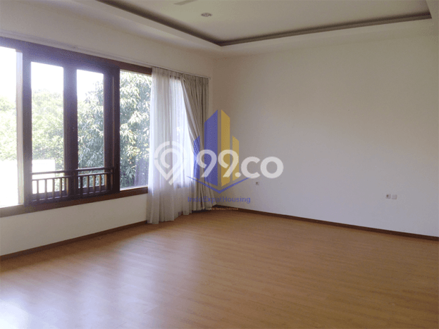 Rumah sewa siap pakai 5 KT di Kemang, Jakarta Selatan Rumah sewa siap pakai 5 KT di Kemang, Jakarta Selatan