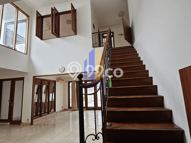 Disewakan! Rumah 5 Kamar Tidur &
5 Kamar Mandi di Pejaten, Jakarta Selatan Disewakan! Rumah 5 Kamar Tidur &
5 Kamar Mandi di Pejaten, Jakarta Selatan