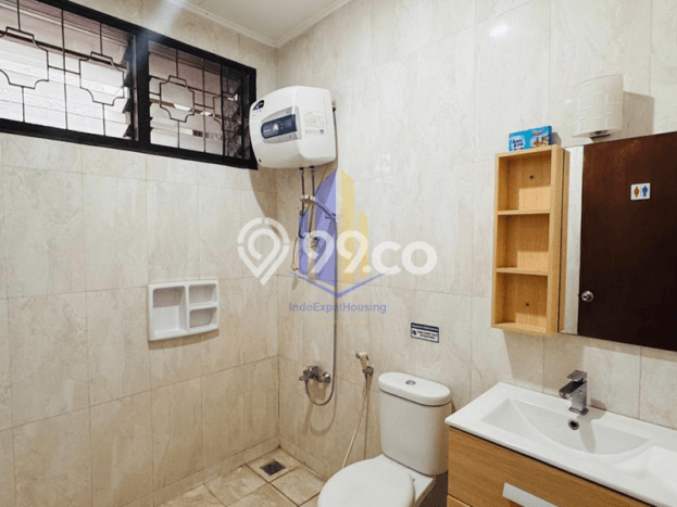 Disewakan Segera Rumah Kondisi Bagus di Area Kebayoran Baru, Jakarta Selatan Disewakan Segera Rumah Kondisi Bagus di Area Kebayoran Baru, Jakarta Selatan