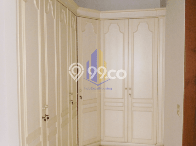 Rumah Disewakan Jakarta Selatan LT 850m2 LB 700m2 Kawasan Ampera Rumah Disewakan Jakarta Selatan LT 850m2 LB 700m2 Kawasan Ampera