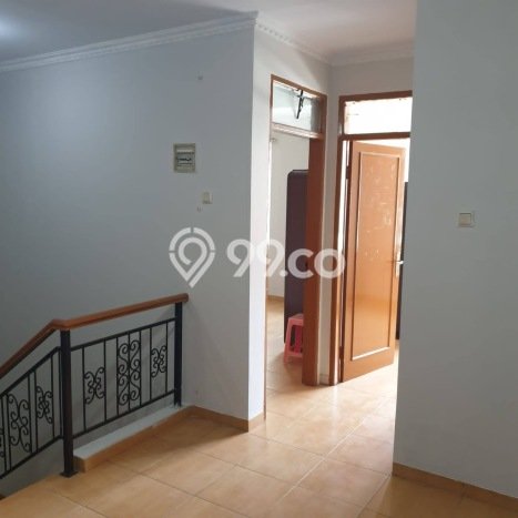 For Sale Rumah 3 Kamar Lokasi Strategis Bagus dan Strategis di Kelapa Gading For Sale Rumah 3 Kamar Lokasi Strategis Bagus dan Strategis di Kelapa Gading