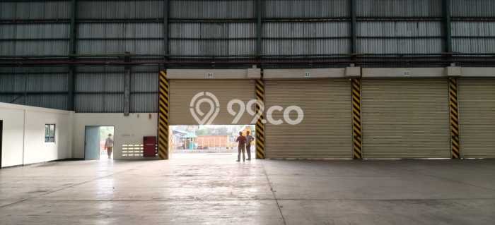 Unit Gudang disewakan di Cakung Jakarta Timur dengan LT 65000m2 / LB 10560m2 Unit Gudang disewakan di Cakung Jakarta Timur dengan LT 65000m2 / LB 10560m2