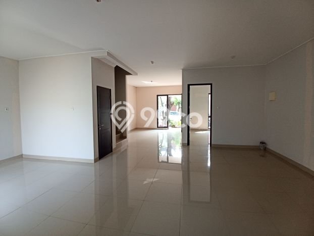 Jual Rumah Mewah Elegan Dengan View Cantik di Daan Mogot, Jakarta Barat Jual Rumah Mewah Elegan Dengan View Cantik di Daan Mogot, Jakarta Barat