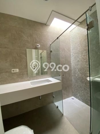 Disewakan! Rumah 3 Kamar Tidur &
3 Kamar Mandi di Alam Sutera, Tangerang Disewakan! Rumah 3 Kamar Tidur &
3 Kamar Mandi di Alam Sutera, Tangerang