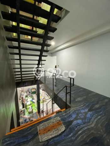 Ruko Bagus Dijual LB 900m2 Lokasi Strategis Jakarta Barat Area Cocok untuk Berbisnis Ruko Bagus Dijual LB 900m2 Lokasi Strategis Jakarta Barat Area Cocok untuk Berbisnis