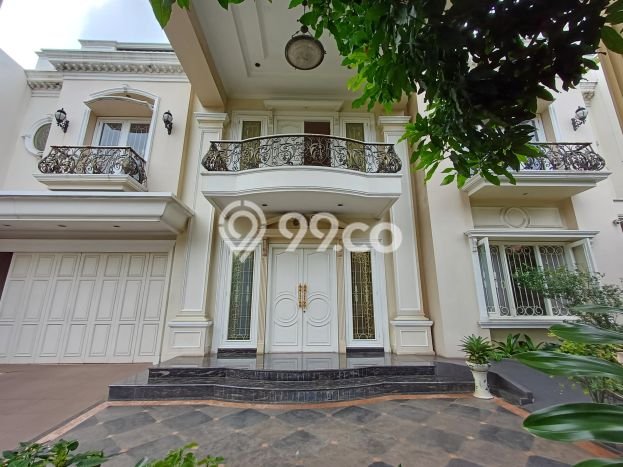 Rumah Elit Modern Tanpa Renovasi di Intercon Jakarta Barat Rumah Elit Modern Tanpa Renovasi di Intercon Jakarta Barat