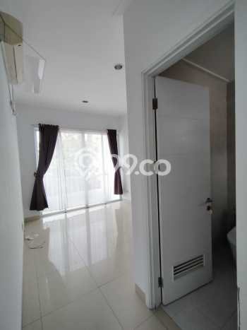 Rumah Disewakan Jakarta Barat LT 120m2 LB 100m2 Area Green Lake City Rumah Disewakan Jakarta Barat LT 120m2 LB 100m2 Area Green Lake City