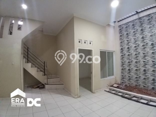 Dijual Cepat Rumah Bagus Siap Huni LB 140m2 di Semarang Barat, Semarang Dijual Cepat Rumah Bagus Siap Huni LB 140m2 di Semarang Barat, Semarang