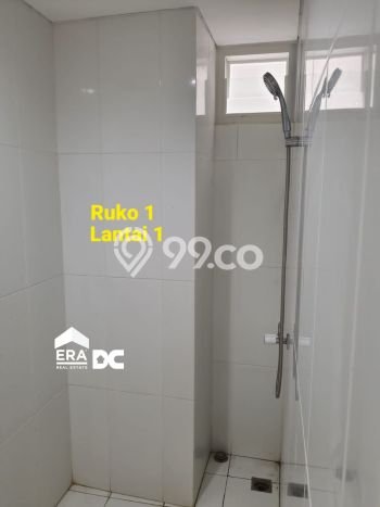 Untuk Disewa Ruko di Semarang Tengah Semarang LT 150m2, LB 180m2 Untuk Disewa Ruko di Semarang Tengah Semarang LT 150m2, LB 180m2