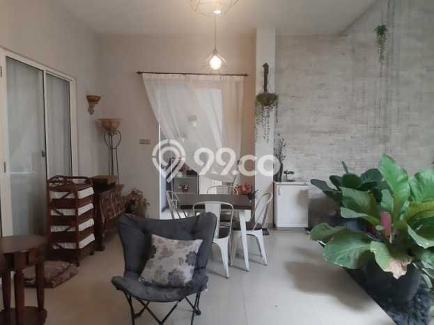 Rumah Luxury Modern Siap Huni di Bintaro Jakarta Selatan Rumah Luxury Modern Siap Huni di Bintaro Jakarta Selatan