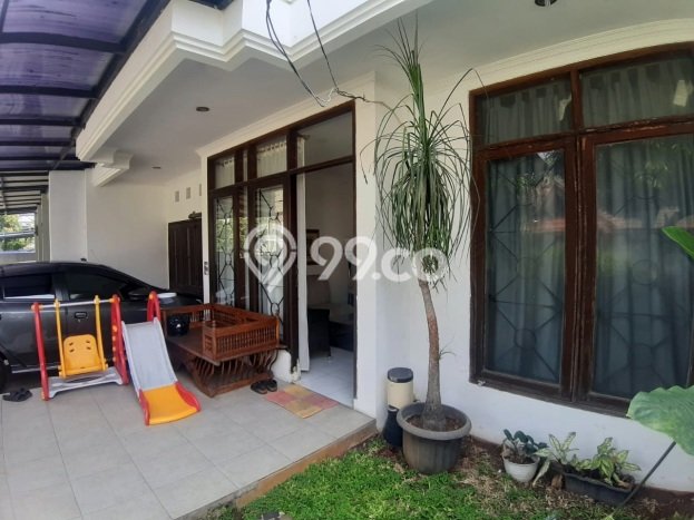 Jual Rumah Luas Megah Dengan View Cantik di Bintaro, Jakarta Selatan Jual Rumah Luas Megah Dengan View Cantik di Bintaro, Jakarta Selatan