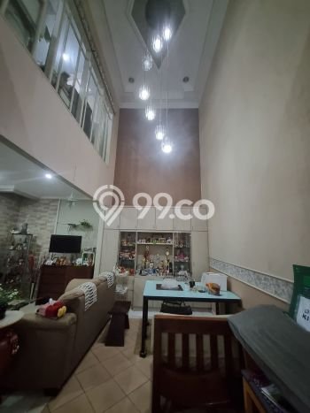 Rumah Luas Asri 3 KT Siap Pakai di Bintaro Jakarta Selatan Rumah Luas Asri 3 KT Siap Pakai di Bintaro Jakarta Selatan