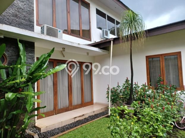 Hunian Mewah LB 450m2 Siap Pakai Desain Elegan di Bintaro, Tangerang Selatan Hunian Mewah LB 450m2 Siap Pakai Desain Elegan di Bintaro, Tangerang Selatan