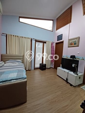 Hunian Mewah LB 450m2 Siap Pakai Desain Elegan di Bintaro, Tangerang Selatan Hunian Mewah LB 450m2 Siap Pakai Desain Elegan di Bintaro, Tangerang Selatan