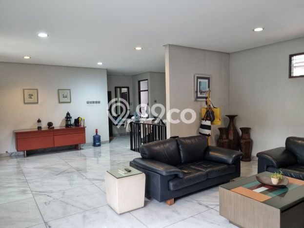 For Sale! Luxury House LT 588m2 Desain Elegan di Bintaro For Sale! Luxury House LT 588m2 Desain Elegan di Bintaro