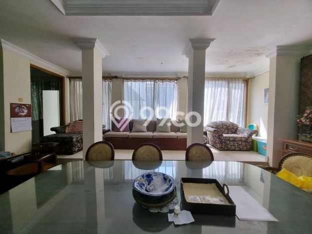 Rumah Luxury Modern Tanpa Renovasi di Pondok Indah Jakarta Selatan Rumah Luxury Modern Tanpa Renovasi di Pondok Indah Jakarta Selatan