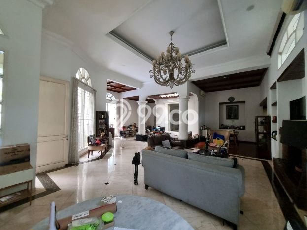 Rumah Elit Modern Tanpa Renovasi di Cinere Jakarta Selatan Rumah Elit Modern Tanpa Renovasi di Cinere Jakarta Selatan