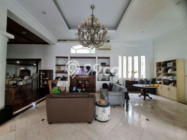 Rumah Elit Modern Tanpa Renovasi di Cinere Jakarta Selatan Rumah Elit Modern Tanpa Renovasi di Cinere Jakarta Selatan