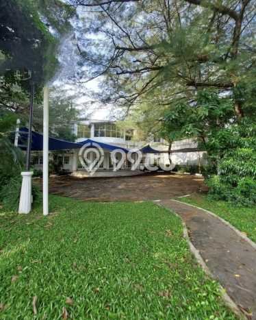 Dijual Rumah Luas Elegan Dengan View Eksklusif di Kemang, Jakarta Selatan Dijual Rumah Luas Elegan Dengan View Eksklusif di Kemang, Jakarta Selatan