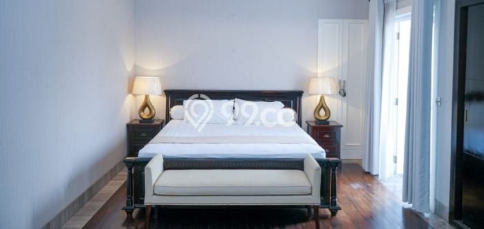 Hunian Eksklusif Siap Huni LT 330m2 di Kebayoran Baru, Jakarta Selatan Hunian Eksklusif Siap Huni LT 330m2 di Kebayoran Baru, Jakarta Selatan