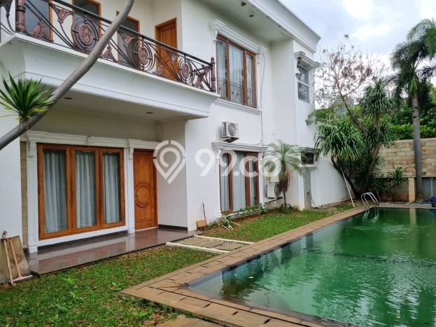 Hunian Mewah LB 600m2 Siap Pakai Desain Elegan di Pejaten, Jakarta Selatan Hunian Mewah LB 600m2 Siap Pakai Desain Elegan di Pejaten, Jakarta Selatan