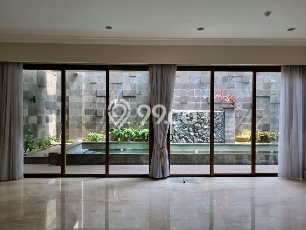 Rumah Kondisi Baik Disewakan di Ampera, Jakarta Selatan LT 300m2, LB 400m2 Rumah Kondisi Baik Disewakan di Ampera, Jakarta Selatan LT 300m2, LB 400m2