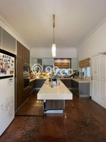 Jual Rumah Mewah Elegan Dengan View Eksklusif di Ampera, Jakarta Selatan Jual Rumah Mewah Elegan Dengan View Eksklusif di Ampera, Jakarta Selatan