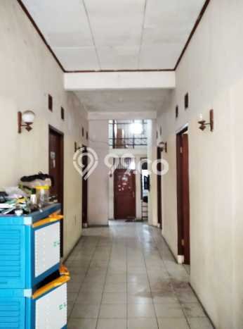 Rumah Elit Modern Tanpa Renovasi di Veteran Jakarta Selatan Rumah Elit Modern Tanpa Renovasi di Veteran Jakarta Selatan