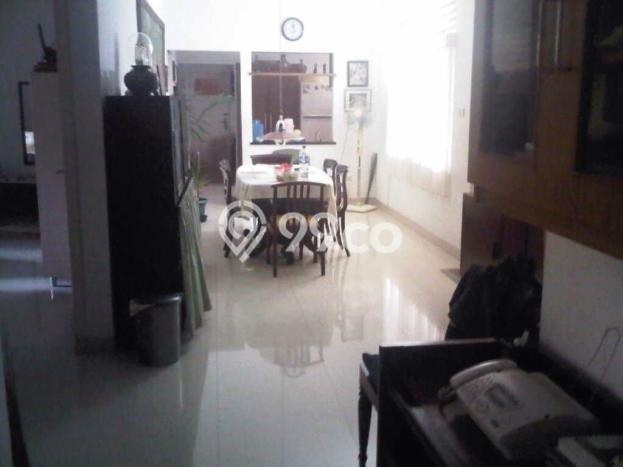 Rumah Eksklusif Dijual LT 987m2 di Kebayoran Baru, Jakarta Selatan Rumah Eksklusif Dijual LT 987m2 di Kebayoran Baru, Jakarta Selatan