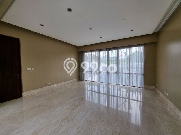 Rumah Kondisi Baik Disewakan di Ampera, Jakarta Selatan LT 300m2, LB 400m2 Rumah Kondisi Baik Disewakan di Ampera, Jakarta Selatan LT 300m2, LB 400m2