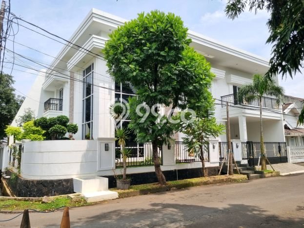 Ready to Use! Premium House LT 218m2 Desain Modern di Bintaro Ready to Use! Premium House LT 218m2 Desain Modern di Bintaro