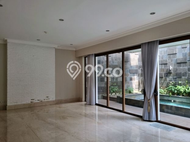 Rumah Kondisi Baik Disewakan di Ampera, Jakarta Selatan LT 300m2, LB 400m2 Rumah Kondisi Baik Disewakan di Ampera, Jakarta Selatan LT 300m2, LB 400m2