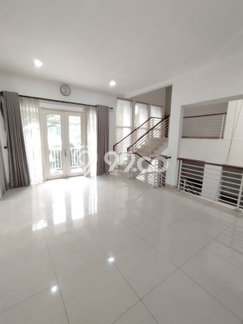 Dijual Rumah Mewah Elegan Dengan View Cantik di Bintaro, Tangerang Selatan Dijual Rumah Mewah Elegan Dengan View Cantik di Bintaro, Tangerang Selatan