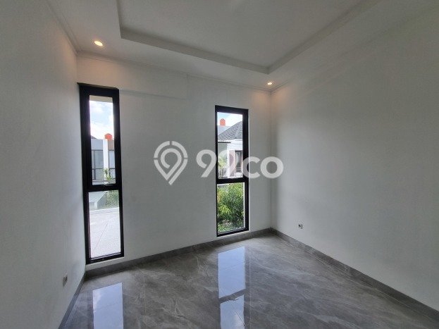 Dijual Rumah Luas Elegan Dengan View Cantik di Bintaro, Tangerang Selatan Dijual Rumah Luas Elegan Dengan View Cantik di Bintaro, Tangerang Selatan