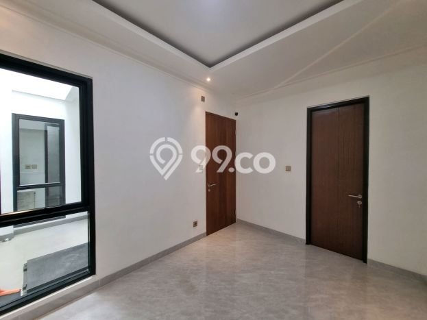 Hunian Elit LB 200m2 Siap Huni Desain Elegan di Graha Raya Bintaro, Tangerang Selatan Hunian Elit LB 200m2 Siap Huni Desain Elegan di Graha Raya Bintaro, Tangerang Selatan