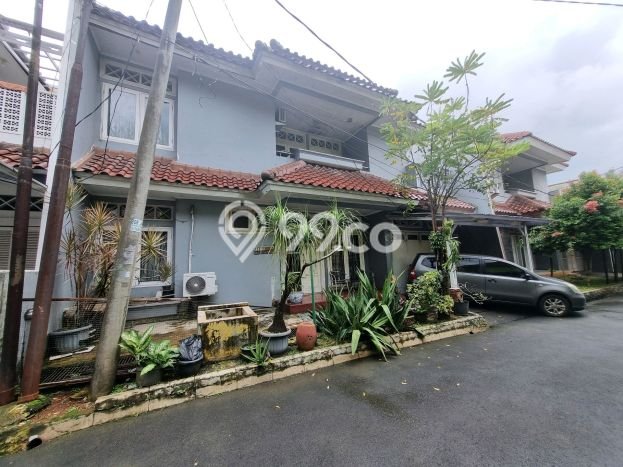 Rumah Elit LB 240m2 Siap Pakai Desain Elegan di Bintaro, Tangerang Selatan Rumah Elit LB 240m2 Siap Pakai Desain Elegan di Bintaro, Tangerang Selatan