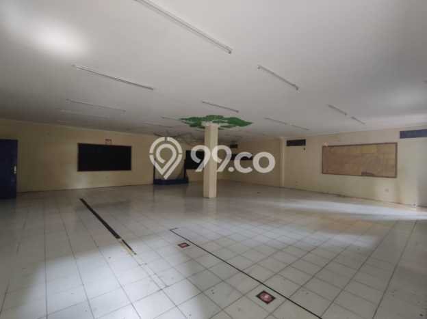 Dijual Rumah Luas Elegan Dengan View Eksklusif di Kemang, Jakarta Selatan Dijual Rumah Luas Elegan Dengan View Eksklusif di Kemang, Jakarta Selatan