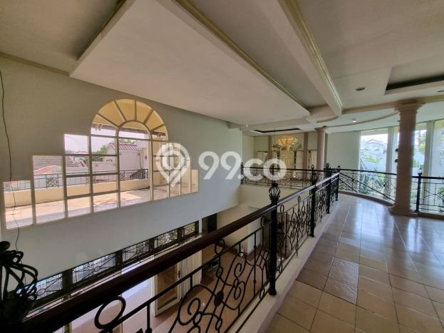 Jual Rumah Mewah Elegan Dengan View Cantik di Bintaro, Jakarta Selatan Jual Rumah Mewah Elegan Dengan View Cantik di Bintaro, Jakarta Selatan