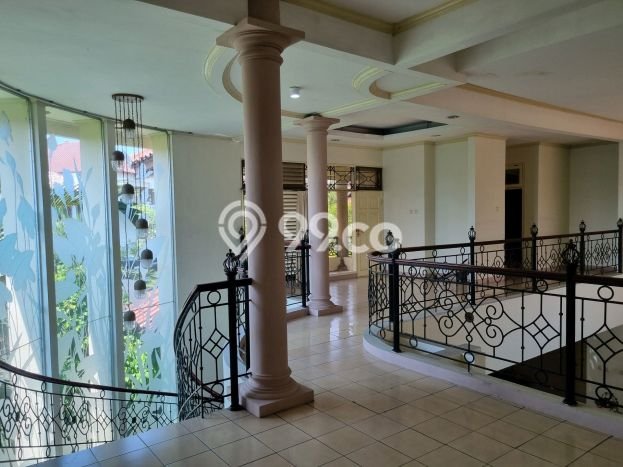 Rumah Luxury Modern Siap Huni di Bintaro Jakarta Selatan Rumah Luxury Modern Siap Huni di Bintaro Jakarta Selatan