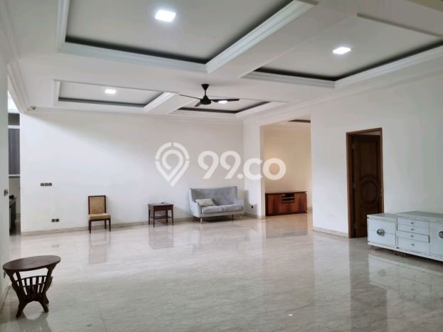 Hunian Mewah LB 600m2 Siap Pakai Desain Elegan di Pejaten, Jakarta Selatan Hunian Mewah LB 600m2 Siap Pakai Desain Elegan di Pejaten, Jakarta Selatan