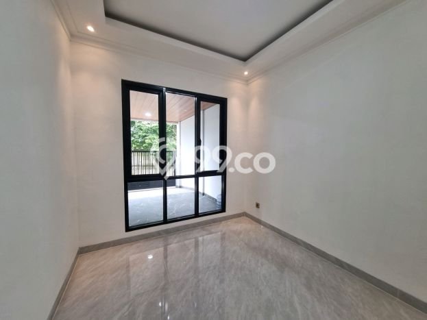 Hunian Elit LB 200m2 Siap Huni Desain Elegan di Graha Raya Bintaro, Tangerang Selatan Hunian Elit LB 200m2 Siap Huni Desain Elegan di Graha Raya Bintaro, Tangerang Selatan
