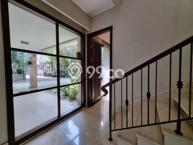 Rumah Kondisi Baik Disewakan di Ampera, Jakarta Selatan LT 300m2, LB 400m2 Rumah Kondisi Baik Disewakan di Ampera, Jakarta Selatan LT 300m2, LB 400m2