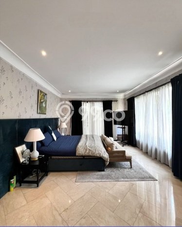 Rumah Mewah LB 550m2 Siap Pakai Desain Elegan di Bintaro, Tangerang Selatan Rumah Mewah LB 550m2 Siap Pakai Desain Elegan di Bintaro, Tangerang Selatan